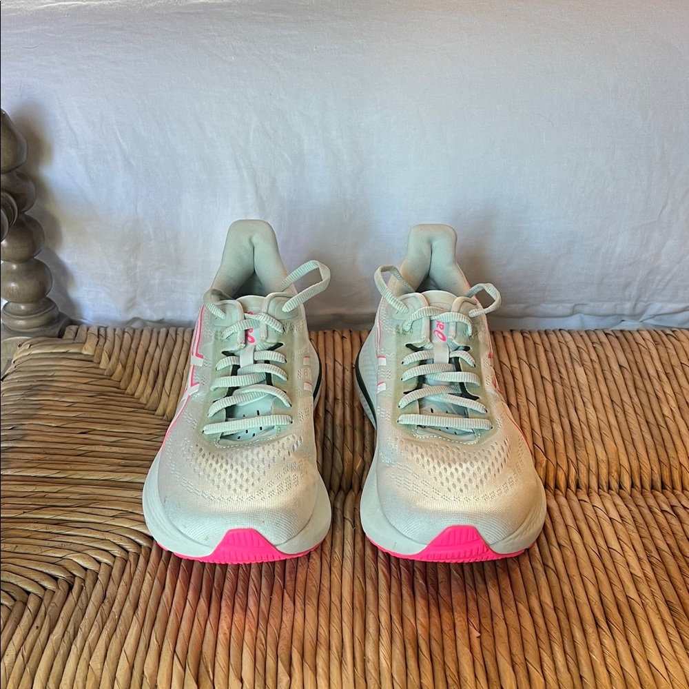 ASICS Women's Athletic Shoes - Cream and Pink